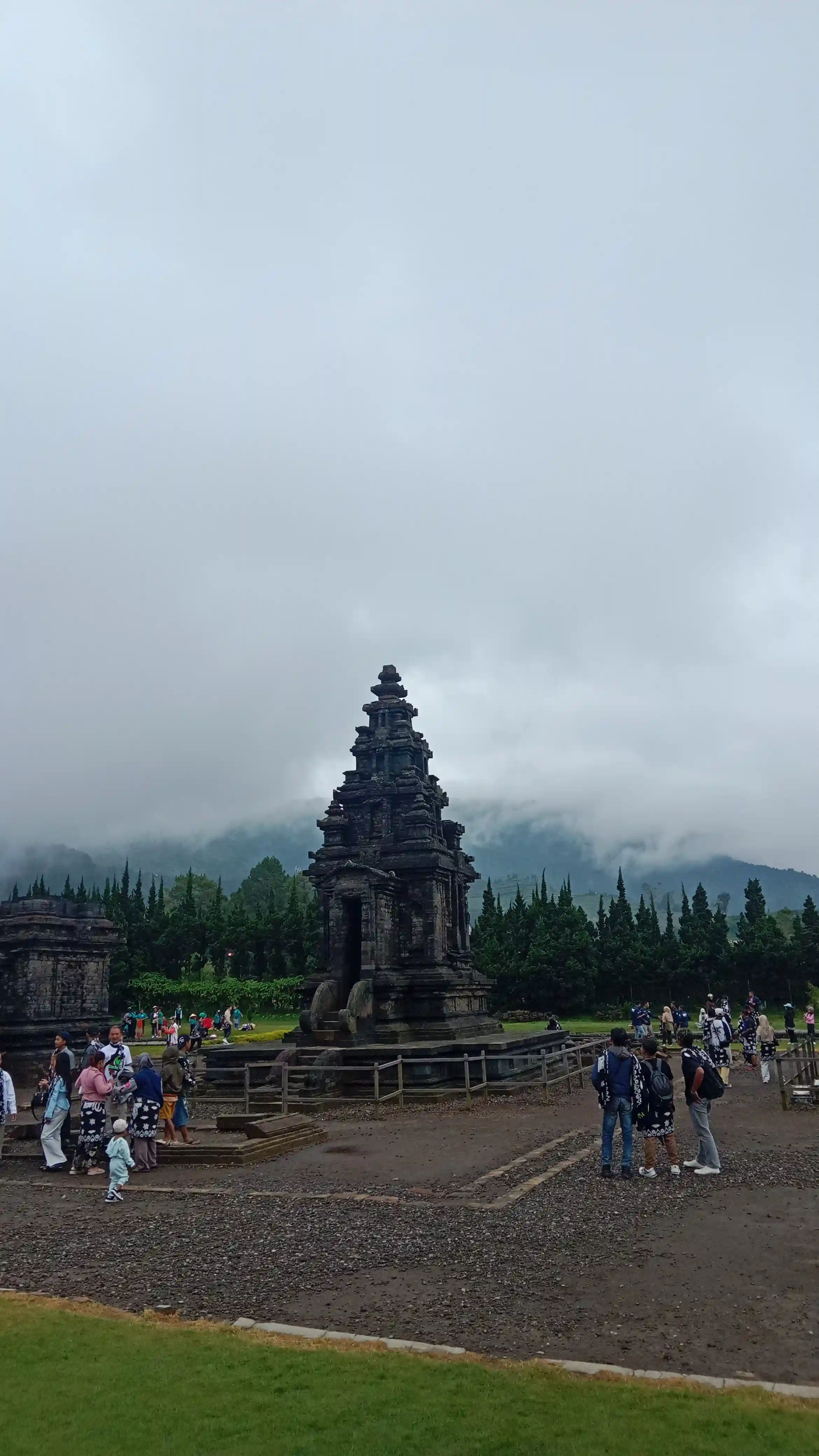 Arsip visual ekspedisi Dataran Tinggi Dieng didokumentasikan oleh Danu Syarifudin (#2)
