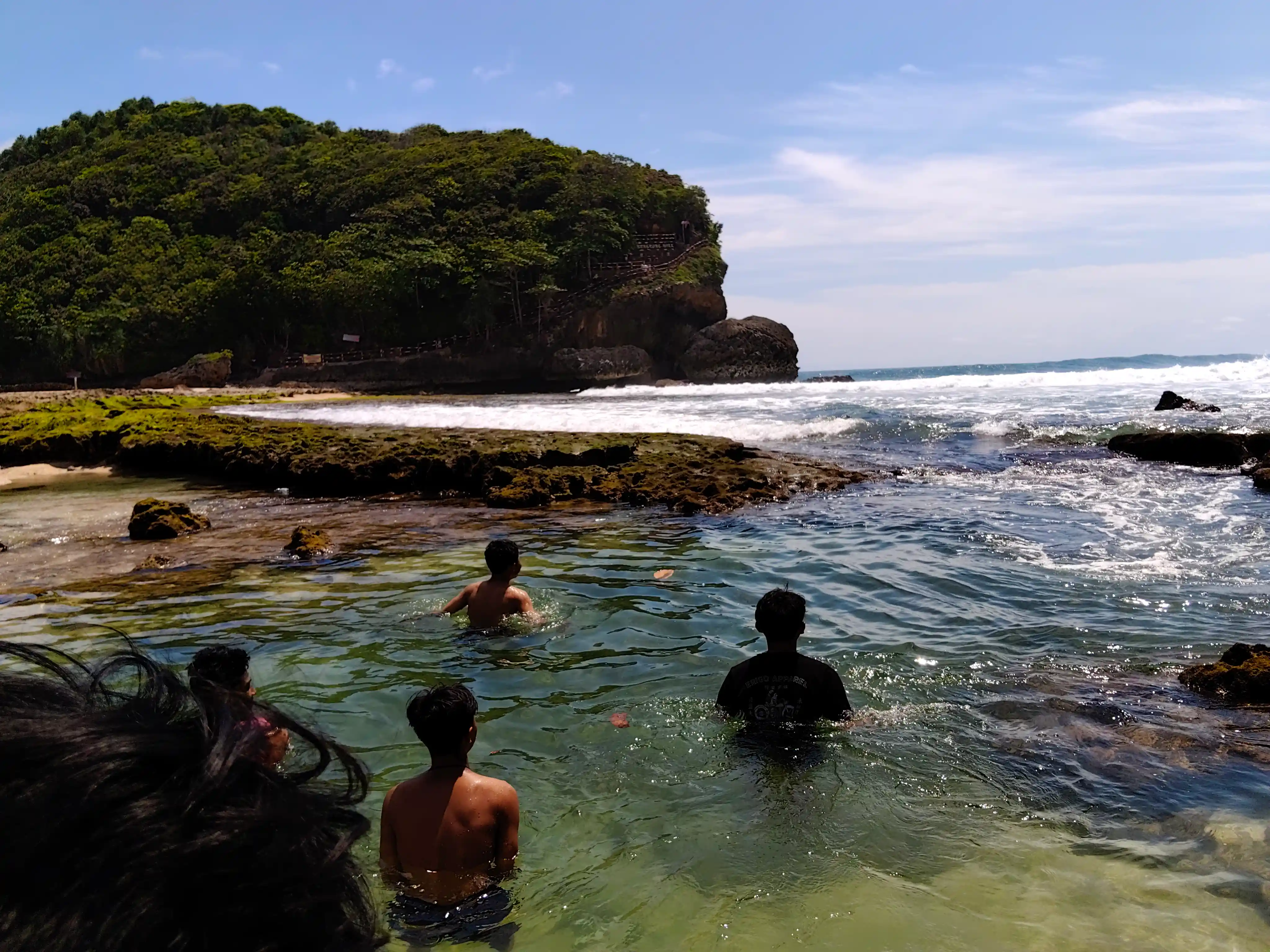 Arsip visual ekspedisi Pantai Batu Bengkung didokumentasikan oleh Danu Syarifudin (#6)
